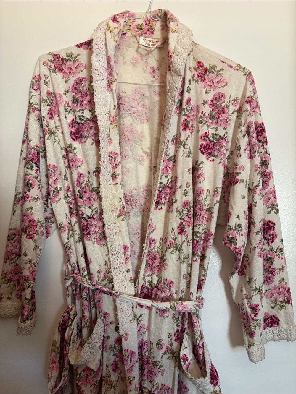 Victoria's Secret Pink Floral Lace-Trim Robe Hold Label - Picture 6 of 14
